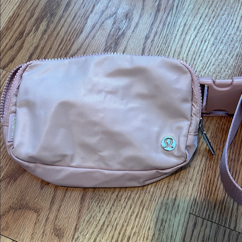 Lululemon Dusty Pink Belt Bag